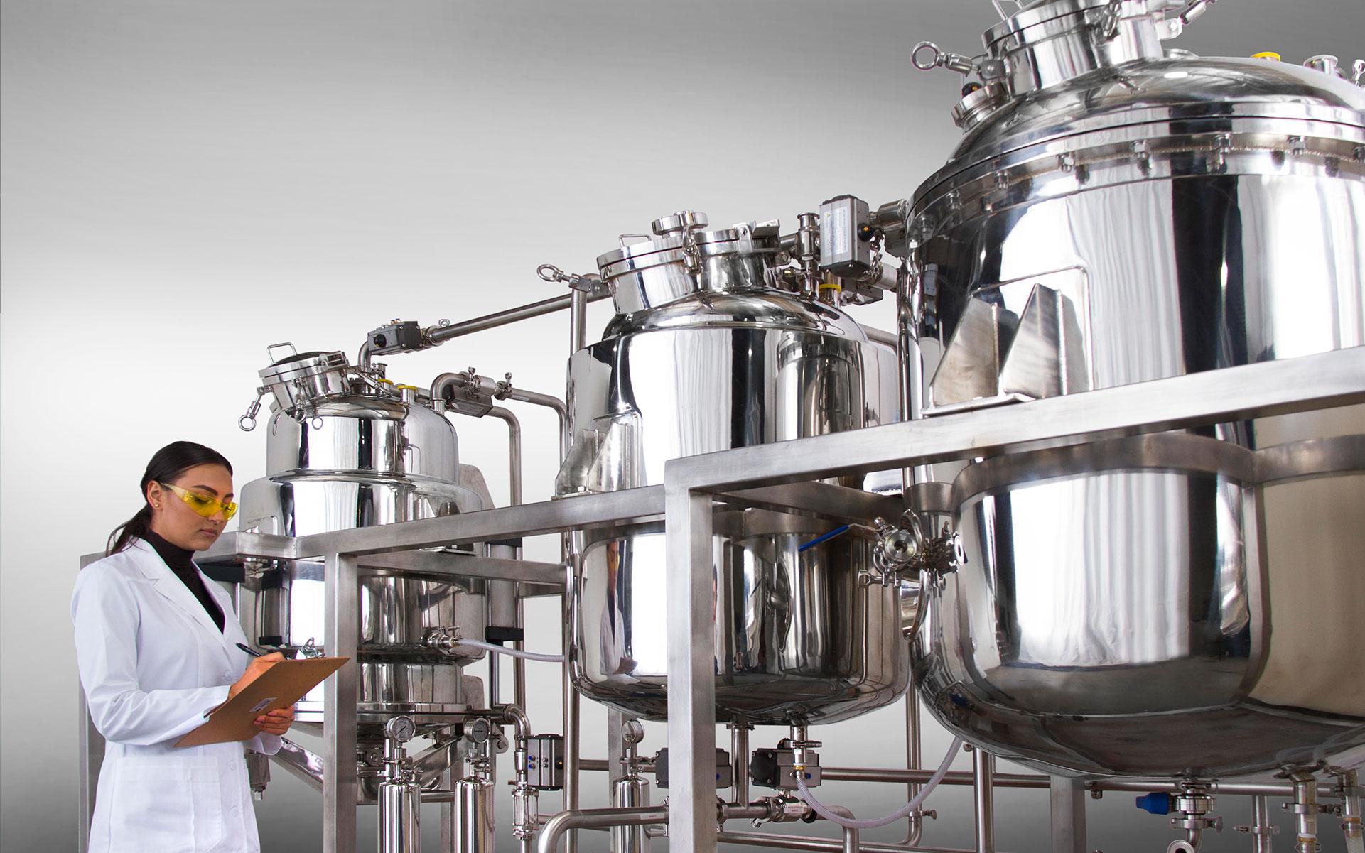 Cannabis Oil Manufacturing: From Extraction to Packaging